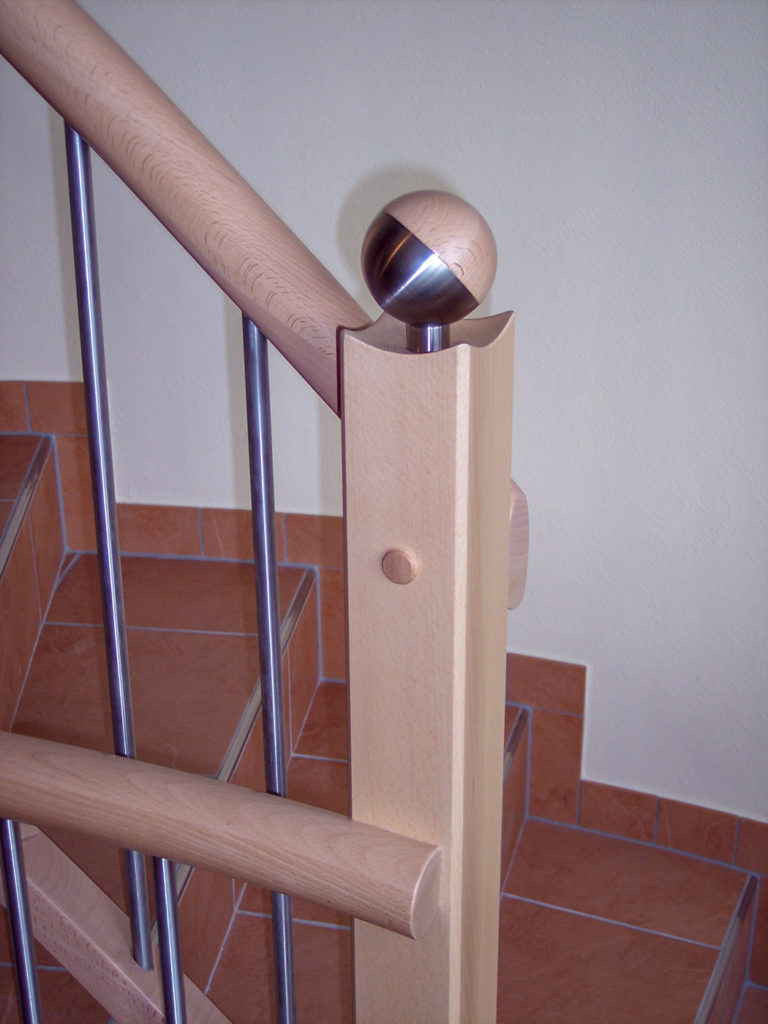 Treppe Holztreppe Treppe aus Holz Innentreppe Innentreppe aus Holz Treppenbau Treppenstufen Holz Treppe Holz